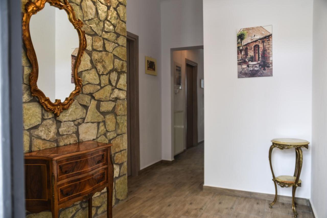 Casa Galini Apartment Kalamata Bagian luar foto